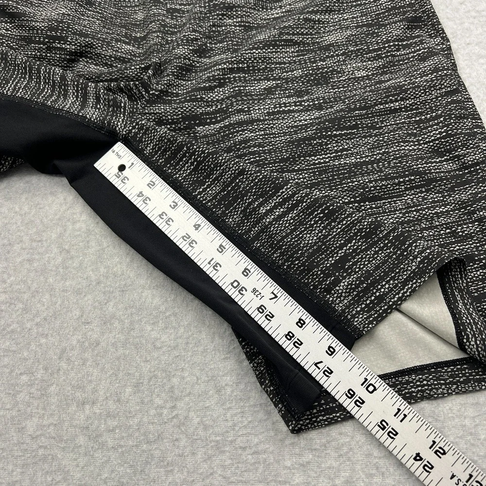 Lululemon T.H.E. Short Men's Small Black Linerless 9